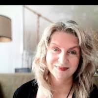 Teresa Barry's Instagram, Twitter & Facebook