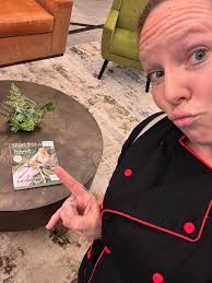 Well look 👀 at what we have here… … I spy with my little eye a copy of the  @chicagostyleweddings mag featuring our 1950s cake from the “Decades of I  Do” shoot