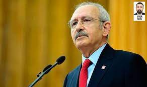 Kemals vater änderte in anlehnung an den beinamen (lakab) seines eigenen vaters den familiennamen 1950 in kılıçdaroğlu um. Kemal Kilicdaroglu Mevcut Sistem Yoksullugu Artiriyor