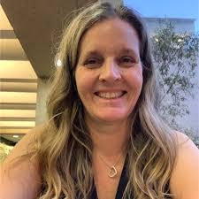 Desiree Mcdermott's Instagram, Twitter & Facebook