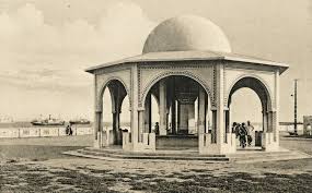 Scrittore, sceneggiatore, autore e conduttore tv, carlo lucarelli ragiona sul taglio dei parlamentari che verrà sottoposto al voto degli italiani la settimana prossima. Research Tag Archdaily