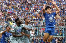 Piala walikota solo jadwal siaran langsung arema fc vs persib, piala walikota solo 2021, live indosiar persib bandung sendiri sedari awal telah memasang target tinggi di piala walikota solo 2021. Piala Wali Kota Solo 2021 Arema Fc Buta Kekuatan Persib Bandung Bolasport Com