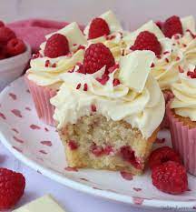 Raspberry White Chocolate Cupcakes Recipe Raspberry And White Chocolate Cupcakes White Chocolate Cupcakes White Chocolate Recipes