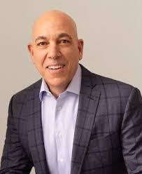 Barbara Knipe's Instagram, Twitter & Facebook