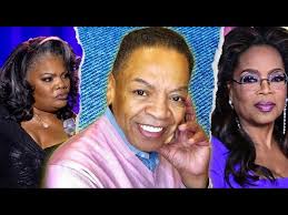 OPRAH'S makeup artist Reggie Wells loves DBQ Mag