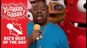 Biz was initially asked to do a dancey dance routine for the show, but he has a bad back, so he offered to teach the kids how to do a beat instead. Biz S Beat Of The Day Yo Gabba Gabba Super Room Youtube