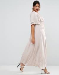 Maggio, è tempo di cerimonie! 45 Vestidos De Noiva Plus Size Confira As Novas Tendencias Com Os Modelos Mais Lindos Plus Size Long Dresses Maxi Dress With Sleeves Plus Size Gowns