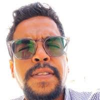 300+ perfiles de «Randall»