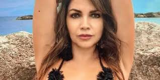 Cristina d'avena trascorre la quarantena con la sua famiglia. Jnju8fughwsnjm