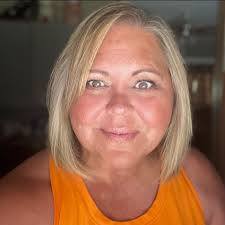 What are some good churches in Murfreesboro, TN, with a college ministry?