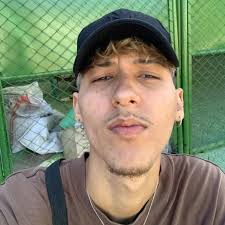 Aaron Valle (@aaron_valle7) • Instagram photos and videos