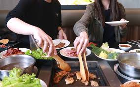 Our hotel features guest rooms with views of rainbow bridge and palette town, as well as a stunning night view. Score A Speedy Buffet For Only Rm25 At Seoul Garden Megasales