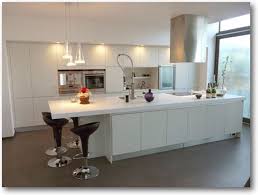 Brl Press Wp Content Uploads 2016 05 Cuisine En Ilot Central Plan Cuisine Corian Ilot Central Avec Table Retractable Ouver Kitchen Design Kitchen Decor Kitchen