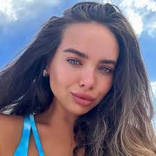 HOLUB 🕊️: Artist