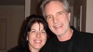 A Father-Daughter Story About a Jersey Girl, a Jersey Boy and Jersey Babys 