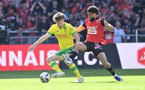 Rennes passe devant sur pénalty (1-0)