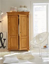Kleiderschrank Landhausstil Kleiderschrank Landhausstil Inneneinrichtung Schrank Landhausstil