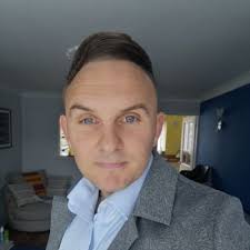 Robert Mangan (@Mr_RobertMangan)