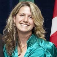 Tara Christie's Instagram, Twitter & Facebook