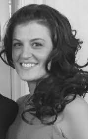 Kara Rowe's Instagram, Twitter & Facebook