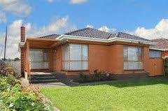 Painting eaves and fascia can be tricky, it's all brush work and you're up and down ladders a thousand times if there's no good access for scaffold. Colour To Paint Eaves And Gutter Houzz Au