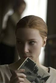 10 Daisy Fuller And Benjamin Button Ideas Brad Pitt Cate Blanchett Benjamin Innamoratosi di una donna di trent'anni, continua a diventare sempre più giovane mentre lei invecchia. 10 daisy fuller and benjamin button