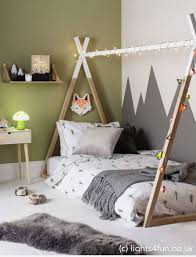 Wie Du Ein Grunes Kinderzimmer Einrichtest Das Musst Du Wissen In 2020 Kinderzimmer Grun Kinderzimmer Einrichten Junge Kinder Zimmer