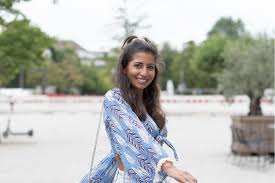 Eva Benetatou: Sie zeigt sich bei Shooting fast nackt | GALA.de