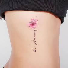 The hibiscus is an exotic flower that. 1001 Coole Und Effektvolle Kirschbluten Tattoo Ideen