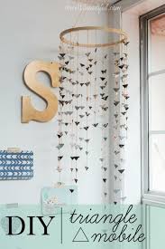 42 Diy Room Decor For Girls Diy Triangle Mobile Awesome Do It Yourself Room Decor For Girls Room Decor Diy Girls Bedroom Cute Room Decor Anthropologie Diy