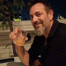 Sos de los que entrenan los Domingos? 🙌🏼 No hay problema, porque ¡en  SportClub no paramos! 💪🏻 ¿A qué sede podés ir? 📍Sede Unicenter 📍Sede  Las Palmas de Pilar 📍Sede Tortugas 📍Sede