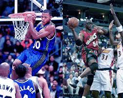 Power forward and center shoots: Nba Trades Orlando Magic Trade Horace Grant To Seattle