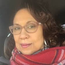 Shellie Price's Instagram, Twitter & Facebook