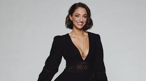 Mai 1976 als nazan üngör in köln) ist eine deutsche fernsehmoderatorin beim fernsehsender rtl und ein model türkischer herkunft. Vildan Cirpan Privat Dafur Brennt Die Gzsz Newcomerin Abseits Der Kamera News De
