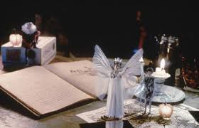 Fairy Tale A True Story From Left Isabel Rocamora Anna Chancellor As Peter Pan 1997 C Paramount Fairy Tales True Stories Modern Magic