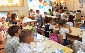 Florea grup începe lucrările la cea de a. Cand Incepe Ècoala Ministerul EducaÈiei AnunÈÄ CÄ Nu S A Luat IncÄ O Decizie Privind Data Inceperii Anului Ècolar 2019 2020 Hotnews Mobile