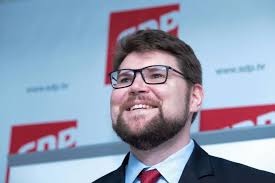 PEĐA GRBIN OŠTRO PO TEHNIČKOJ VLADI: Samohrana majka ga zamolila za pomoć, 