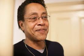 It's with sadness that we acknowledge the passing of Ed Hicks- a longtime  member of our community. Sending our condolences to his partner Joe and his  family.