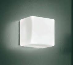 Cubi 16 Led Leucos Wurfel Wand Deckenleuchte 17 5w Led 3000k Warmweiss Glaswurfel Led Led Deckenlampen