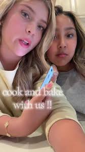 addy castillo (@addy.vlogss.2)