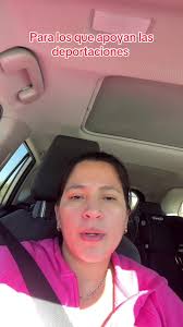 Iris Canales (@iris_canales)