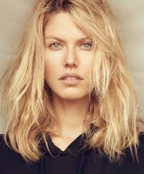 Talking Beauty With A French Model Beaute Feminin Amandine