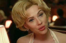 Actresses scarlett johansson, jessica biel, helen mirren and toni collette spoke to reporters about the film, which tells the story of of the making of the classic hitchcock film 'psycho'. Hitchcock Clip Scarlett Johansson Asks About That Notorious Shower Scene