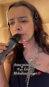 Anna Minnie's Instagram, Twitter & Facebook