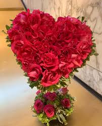 Send flowers right from our online catalog to make sure you send the right gift and/or the right bouquet to surprise someone special. I Love You In Los Angeles Ca Downtown Flowers Net