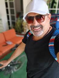 Let's do Magic even if the trick doesn't go as planned!