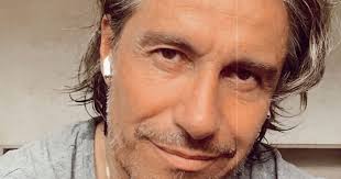 Fernando Solabarrieta añoró el pasado con foto de hace 25 años atrás: “¡Qué  tiempos aquellos!”