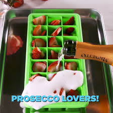 Schoko Mini Gugl Von Meldorf Ein Thermomix Rezept Aus Der Kategorie Backen Suss Auf Www Rezeptwelt De Der Thermomix Commu Food Yummy Food Yummy Drinks