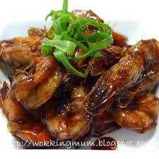 Let S Get Wokking Marmite Prawns Singapore Food Blog On Easy Recipes Cooking Seafood Food Seafood Recipes