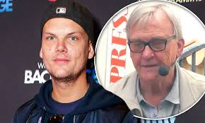 Det säger hans pappa, klas bergling, i en intervju med. Avicii S Father Opens Up In First Tv Appearance Edm Maniac